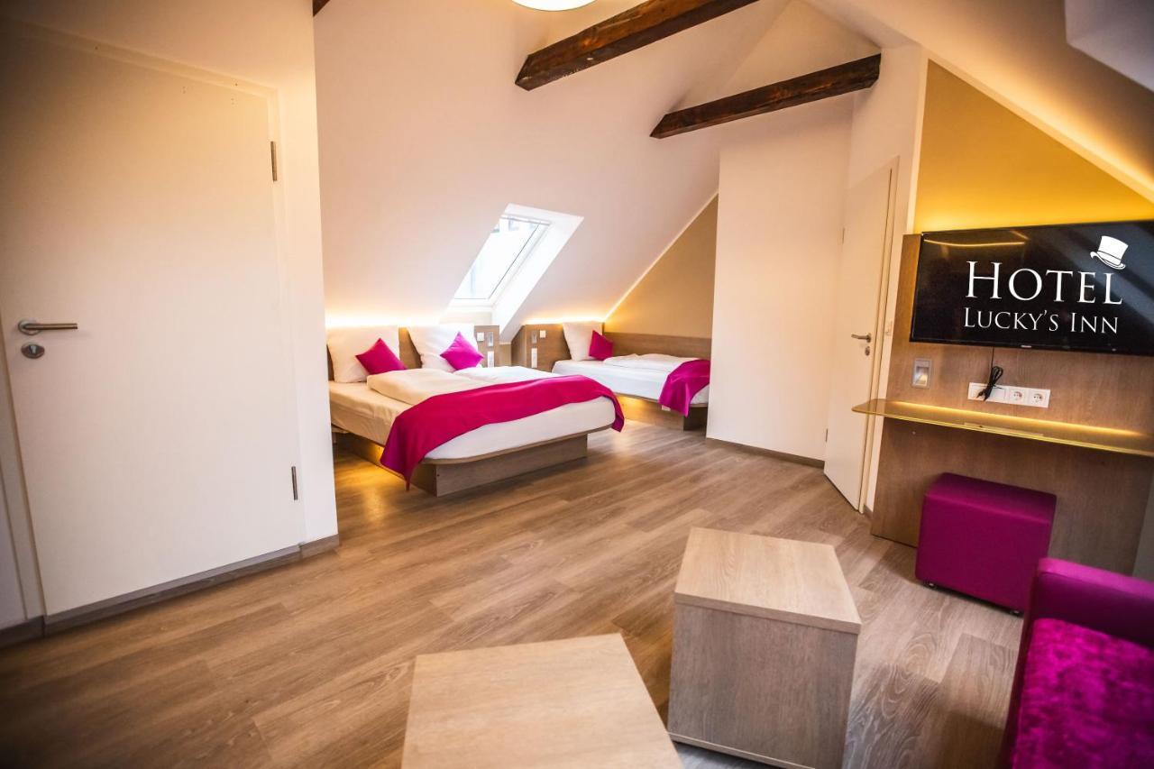Hotel Luckys Inn Hamburg Bagian luar foto