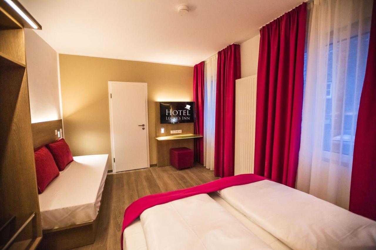 Hotel Luckys Inn Hamburg Bagian luar foto