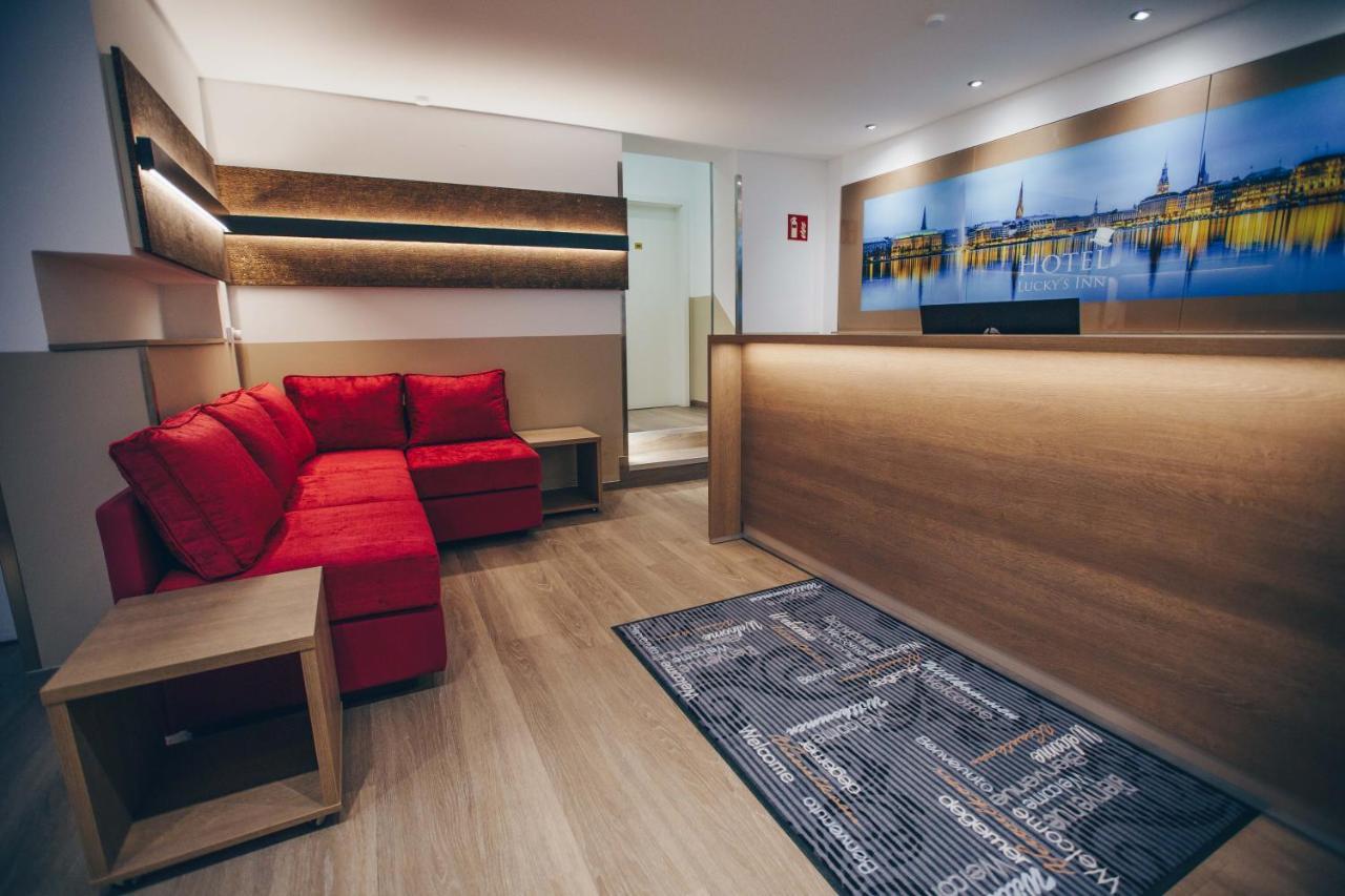 Hotel Luckys Inn Hamburg Bagian luar foto