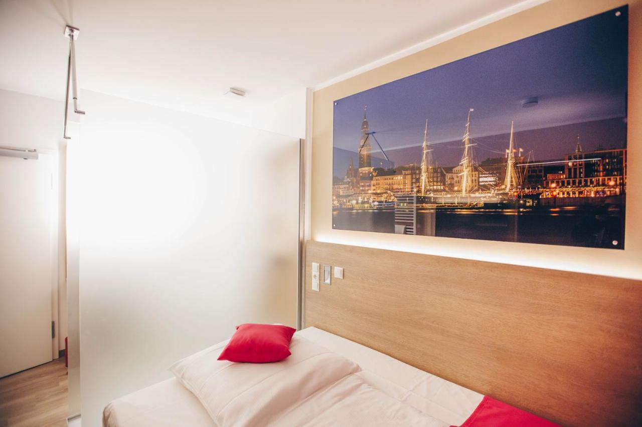 Hotel Luckys Inn Hamburg Bagian luar foto
