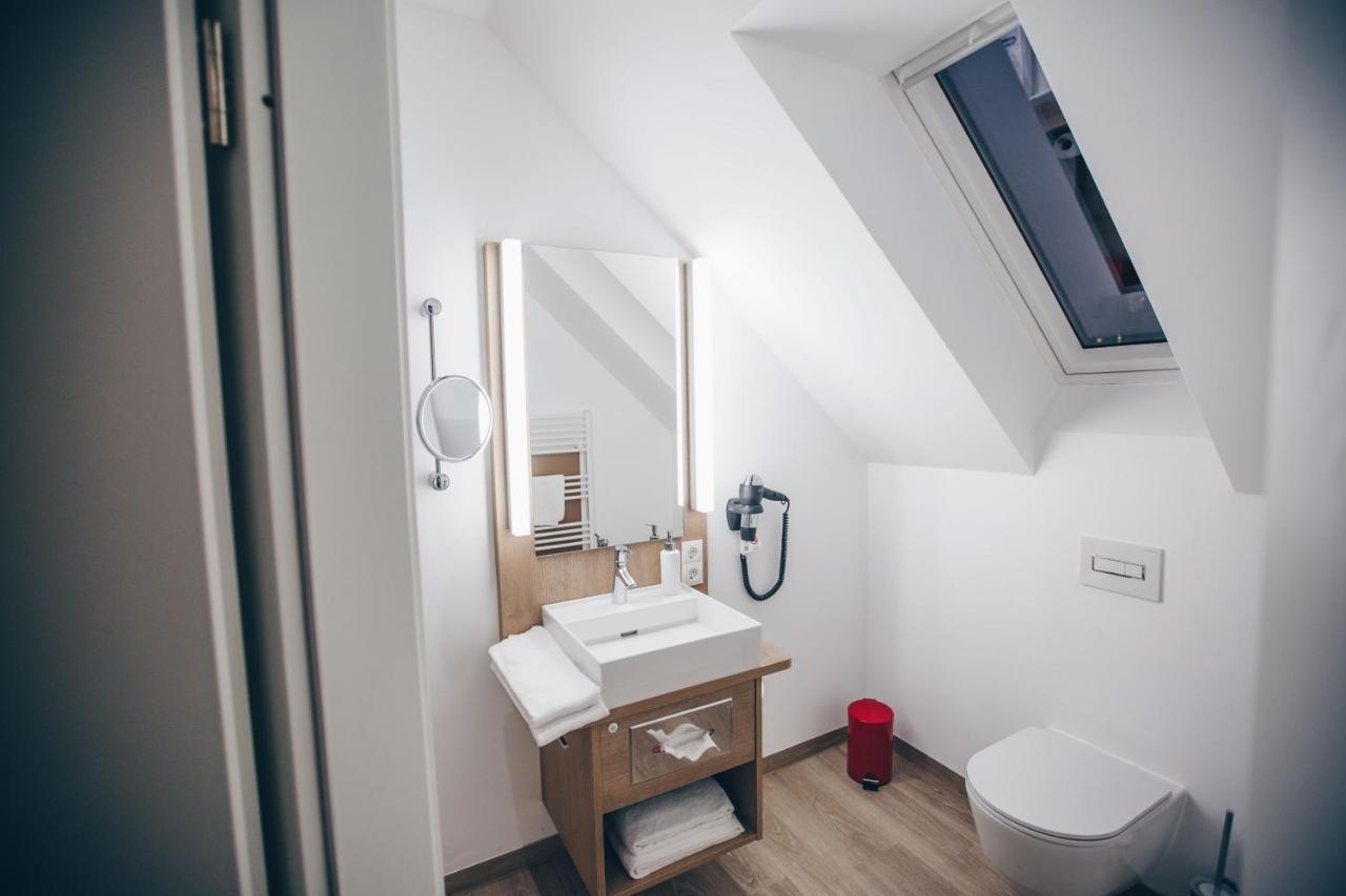 Hotel Luckys Inn Hamburg Bagian luar foto