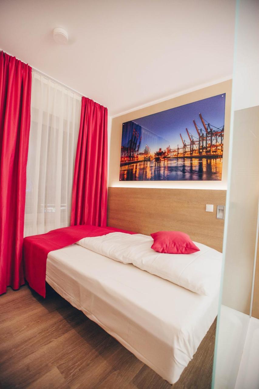 Hotel Luckys Inn Hamburg Bagian luar foto