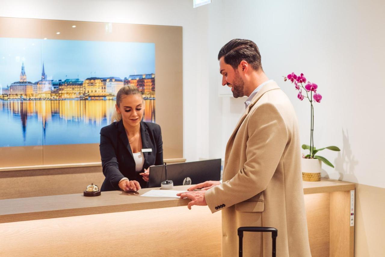 Hotel Luckys Inn Hamburg Bagian luar foto